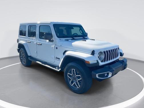 2026 Jeep Wrangler 4-Door Sahara 4x4
