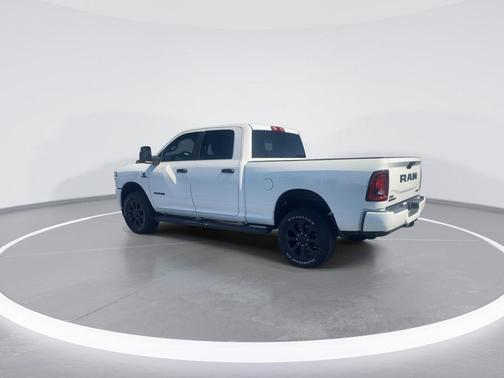2025 RAM 2500 Big Horn Crew Cab 4x4 6'4' Box