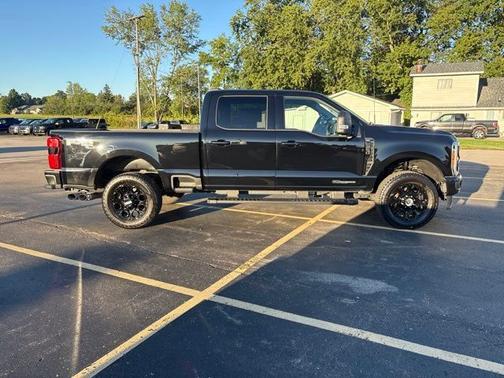 AGATE BLACK 2025 Ford F-250 XLT