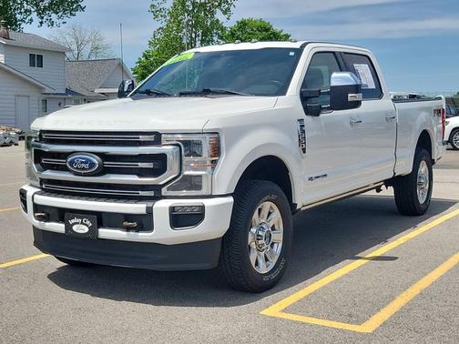 STAR WHITE 2022 Ford F-350 PLATINUM