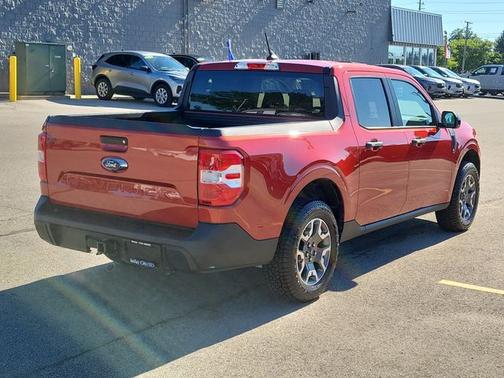 HOT PEPPER RED TC METALLIC 2024 Ford Maverick XLT