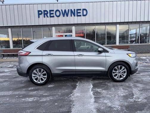 ICONIC SILVER 2020 Ford Edge TITANIUM