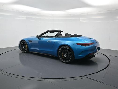 2022 Mercedes-Benz AMG SL 63 Base