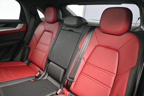 Chalk 2026 Porsche Cayenne GTS