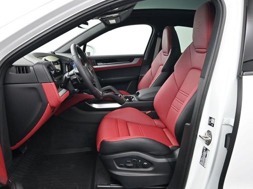 2026 Porsche Cayenne Base