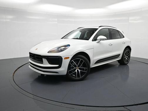 2026 Porsche Macan T
