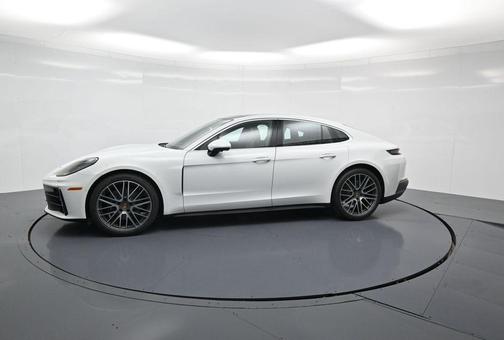 2025 Porsche Panamera Base