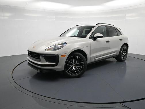 2023 Porsche Macan 