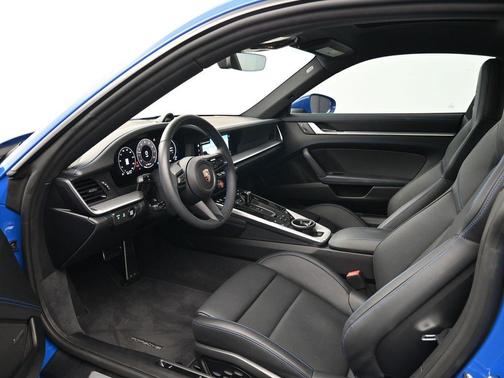 2025 Porsche 911 Carrera S