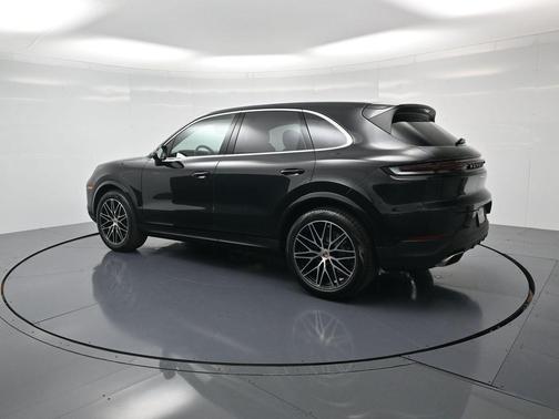 2026 Porsche Cayenne Base