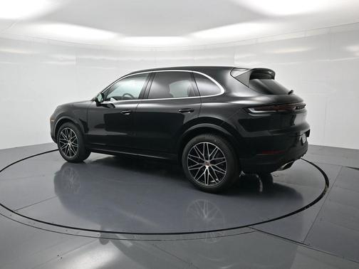 2026 Porsche Cayenne Base