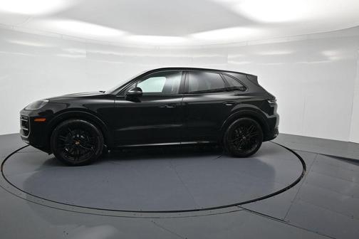 2026 Porsche Cayenne GTS
