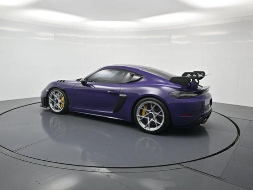 2024 Porsche 718 Cayman GT4 RS