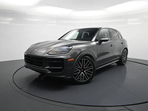 2026 Porsche Cayenne S