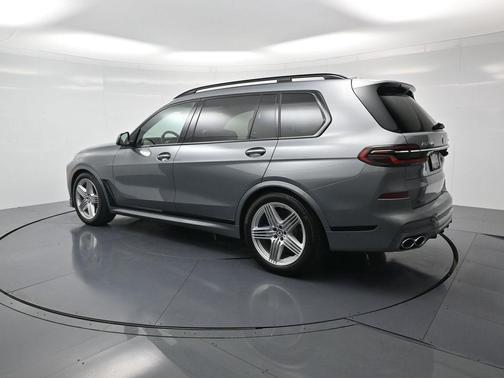 2025 BMW ALPINA XB7 Base