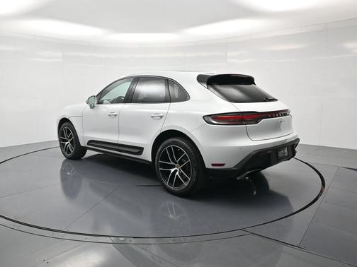 2023 Porsche Macan T