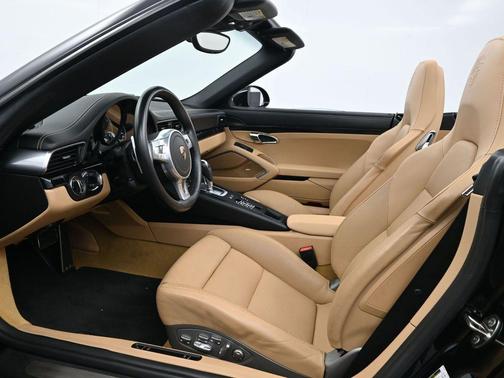 2016 Porsche 911 Turbo S