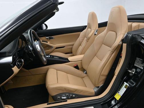 2016 Porsche 911 Turbo S