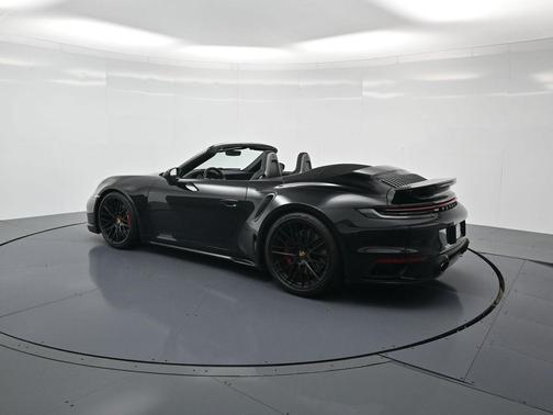 2022 Porsche 911 Turbo