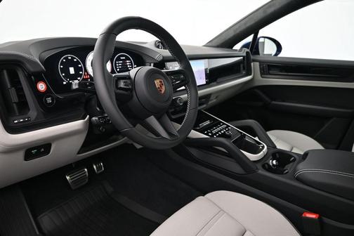 PAINT TO SAMPLE 2026 Porsche Cayenne GTS