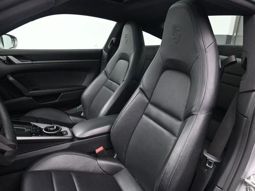 2020 Porsche 911 Carrera S