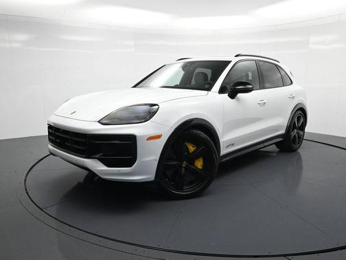 2026 Porsche Cayenne GTS