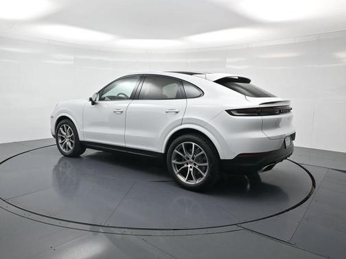 2026 Porsche Cayenne AWD