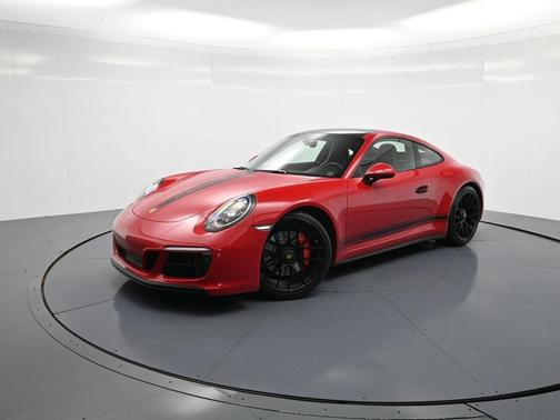 2019 Porsche 911 Carrera GTS