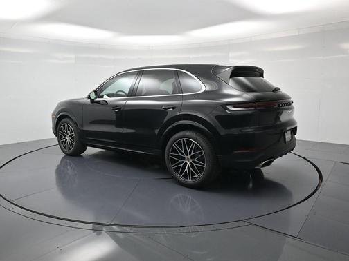 2026 Porsche Cayenne Base