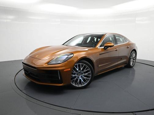 2025 Porsche Panamera 4