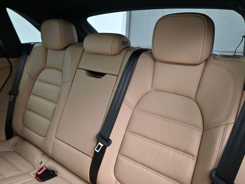 Copper 2026 Porsche Macan S