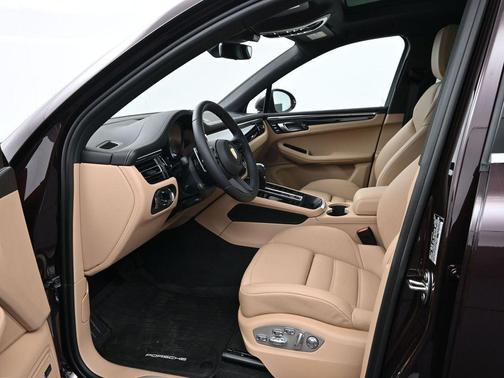 Copper 2026 Porsche Macan S