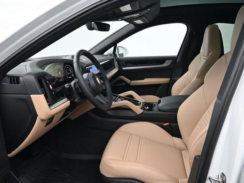 2026 Porsche Cayenne AWD