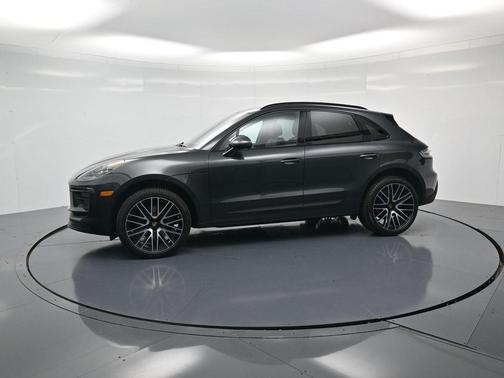 Volcano Grey Metallic 2026 Porsche Macan