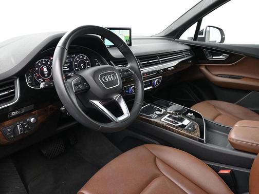 2019 Audi Q7 55 Prestige