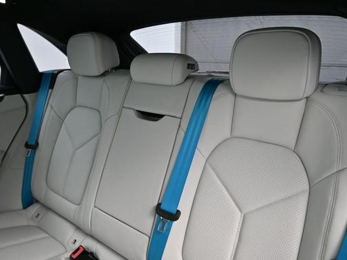 2026 Porsche Macan GTS