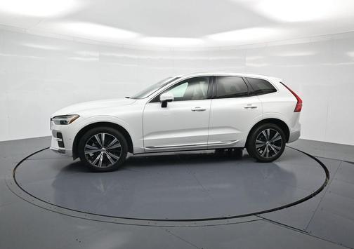 2022 Volvo XC60 B5 Inscription