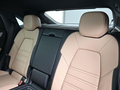 2026 Porsche Cayenne AWD