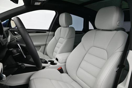 Blue 2026 Porsche Macan S