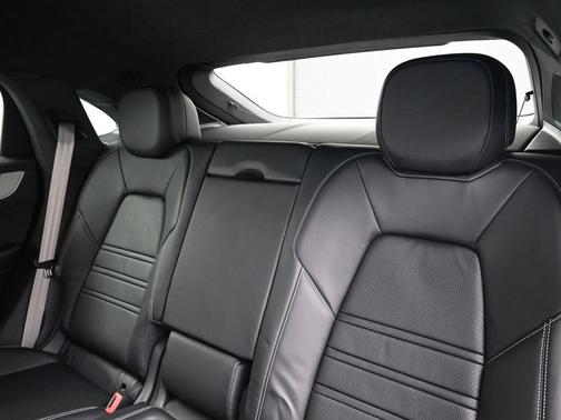 2024 Porsche Cayenne Turbo GT