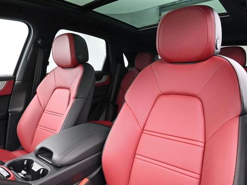 2025 Porsche Cayenne S