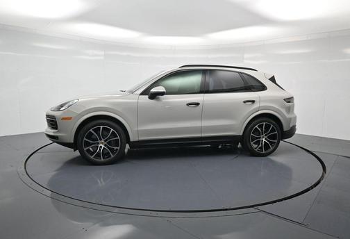 2022 Porsche Cayenne 