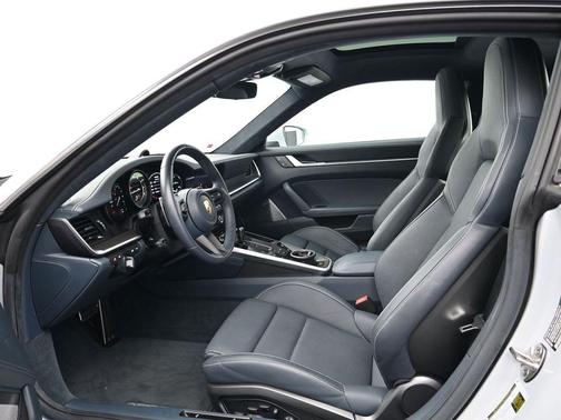 2024 Porsche 911 Turbo S