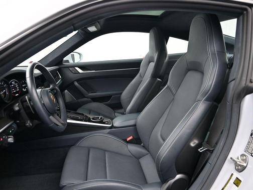 2024 Porsche 911 Turbo S