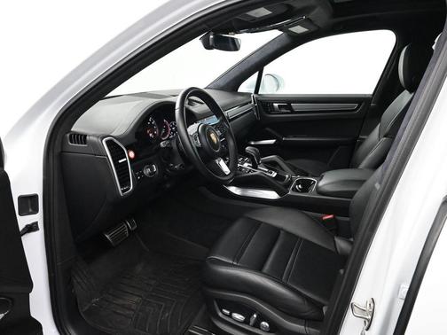 2021 Porsche Cayenne Turbo