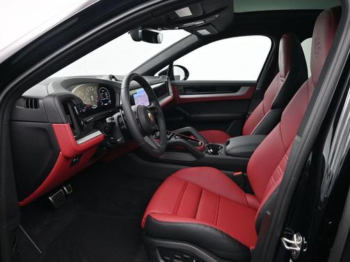 2026 Porsche Cayenne S Coupe AWD