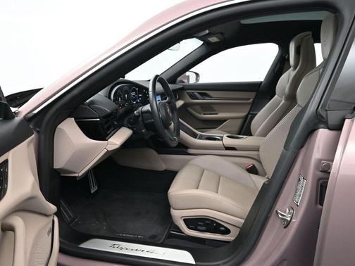 2025 Porsche Taycan 4S