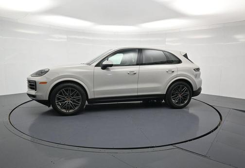 2025 Porsche Cayenne Base