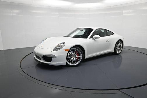 White 2015 Porsche 911 Carrera 4S