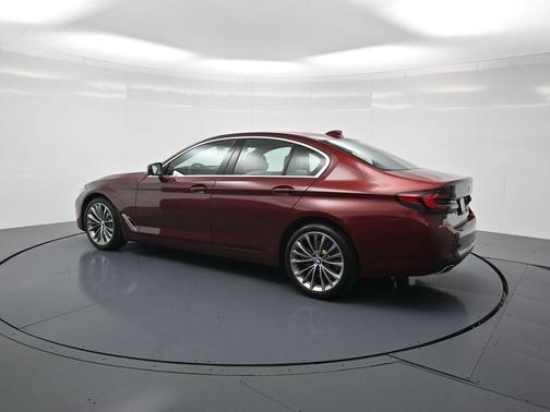 2023 BMW 540 i xDrive